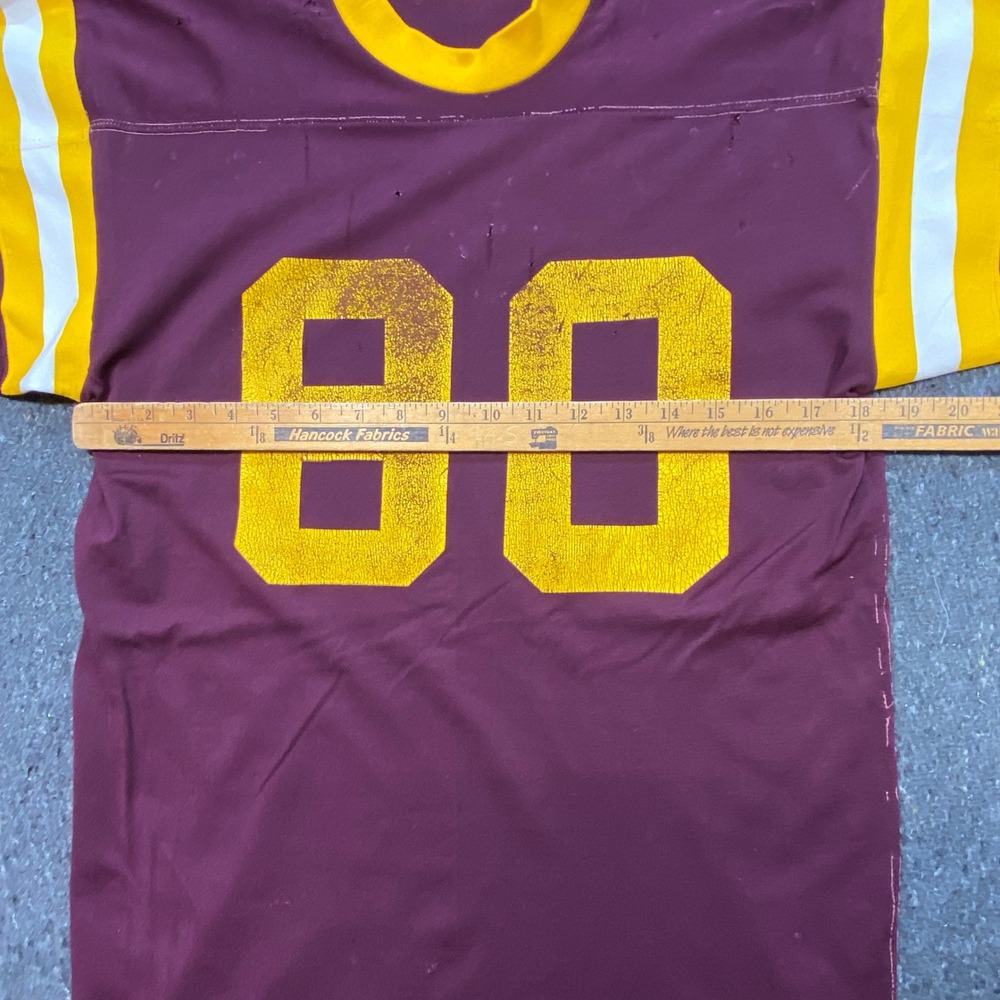 Football Jersey Sz M Mens Maroon Yellow 80 Streetwear Grunge Skater VTG TShirt - Picture 10 of 11